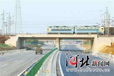 通州热浸塑涂塑钢管 打通区域“经脉” 释放“协同红利”