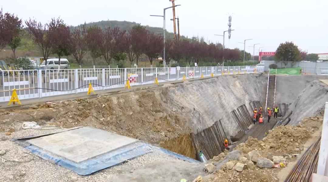 贯彻二十大精神 助力“强省会”：贵安新区新能源新材料集群南区电力管廊建设全速推进