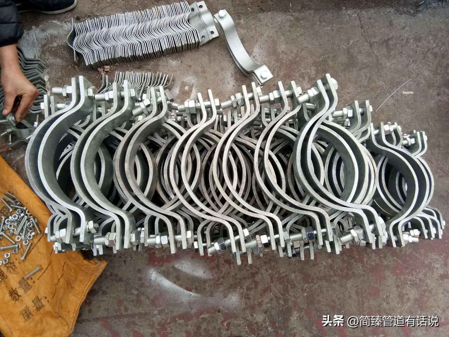 电力护套管专用管卡:解锁管道稳固新方案 电力护套管专用管卡:解锁管道稳固新方案