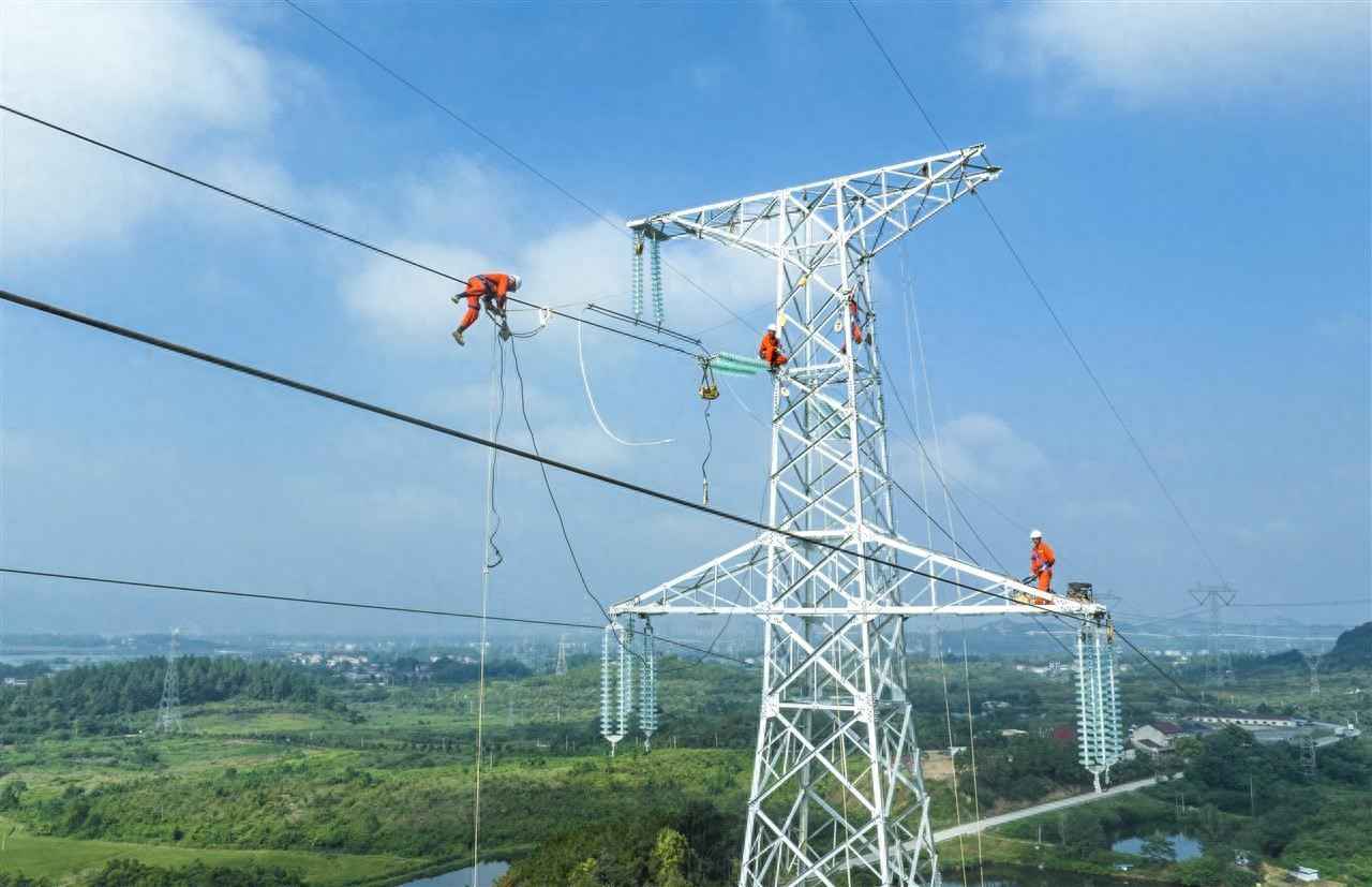 奥仁格管道推荐：黄冈方形电力管助力区域电力建设冲刺