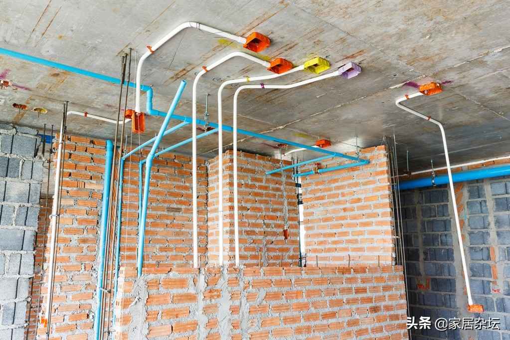 电力pvc管埋设 电路中的PVC线管怎么安装?中间8米加一个过线盒吗?为什么? 电力pvc管埋设 电路中的PVC线管怎么安装?中间8米加一个过线盒吗?为什么?