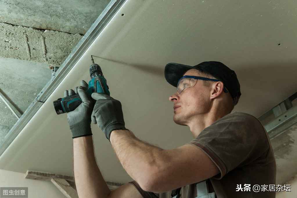 电力pvc管埋设 电路中的PVC线管怎么安装?中间8米加一个过线盒吗?为什么? 电力pvc管埋设 电路中的PVC线管怎么安装?中间8米加一个过线盒吗?为什么?