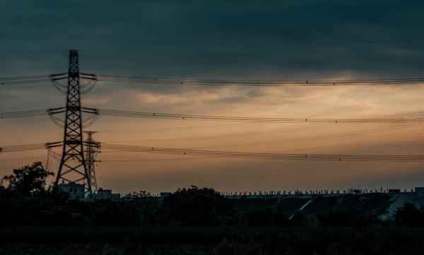 奥仁格管道安全警示：高压垂钓事故全解析