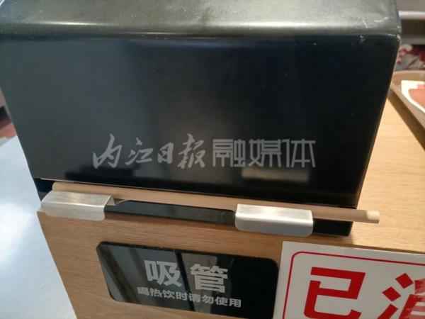 内江塑胶电力管型号 记者调查:餐饮行业禁用一次性塑料吸管,内江情况如何? 内江塑胶电力管型号 记者调查:餐饮行业禁用一次性塑料吸管,内江情况如何?