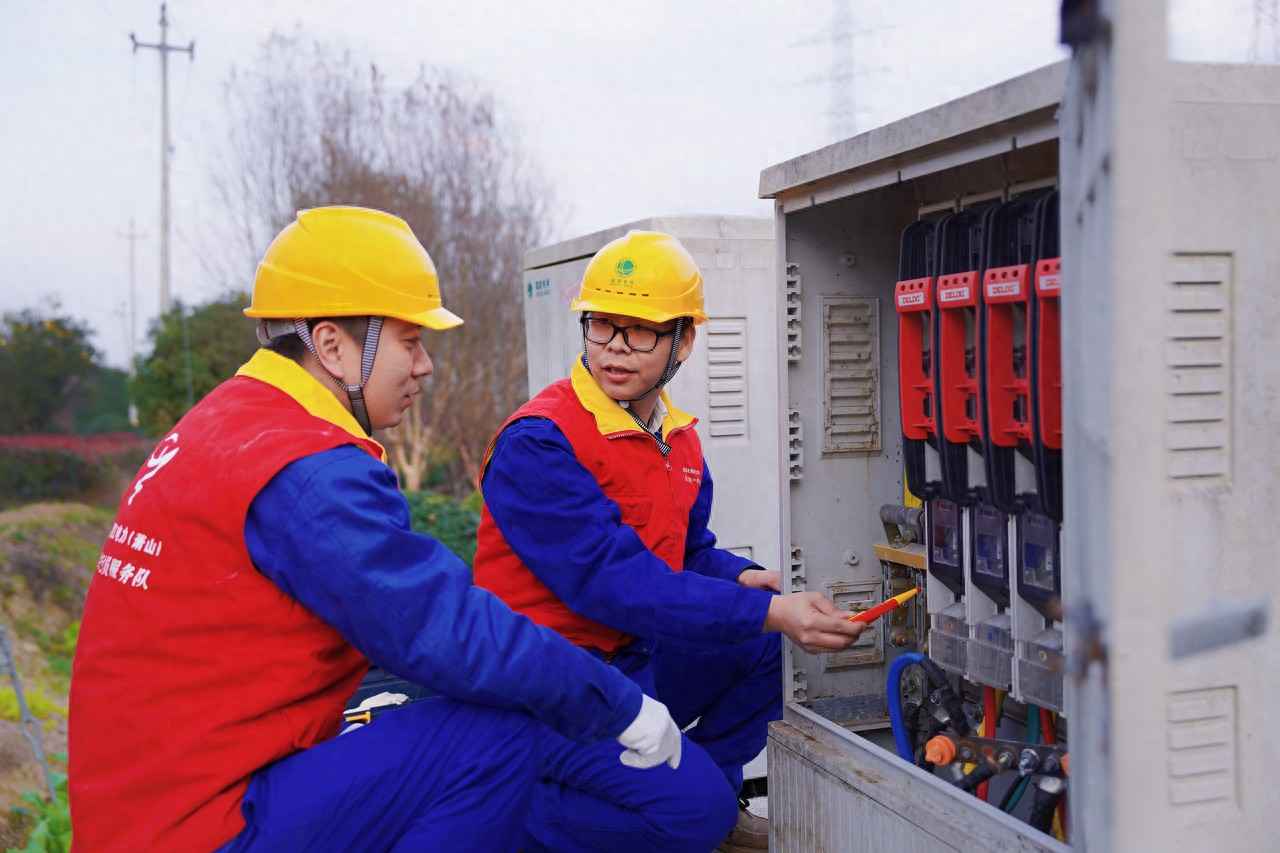 浙江杭州电力排管 美化乡村“天际线”,杭州萧山电力助力农村管线序化样板地建设 浙江杭州电力排管 美化乡村“天际线”,杭州萧山电力助力农村管线序化样板地建设