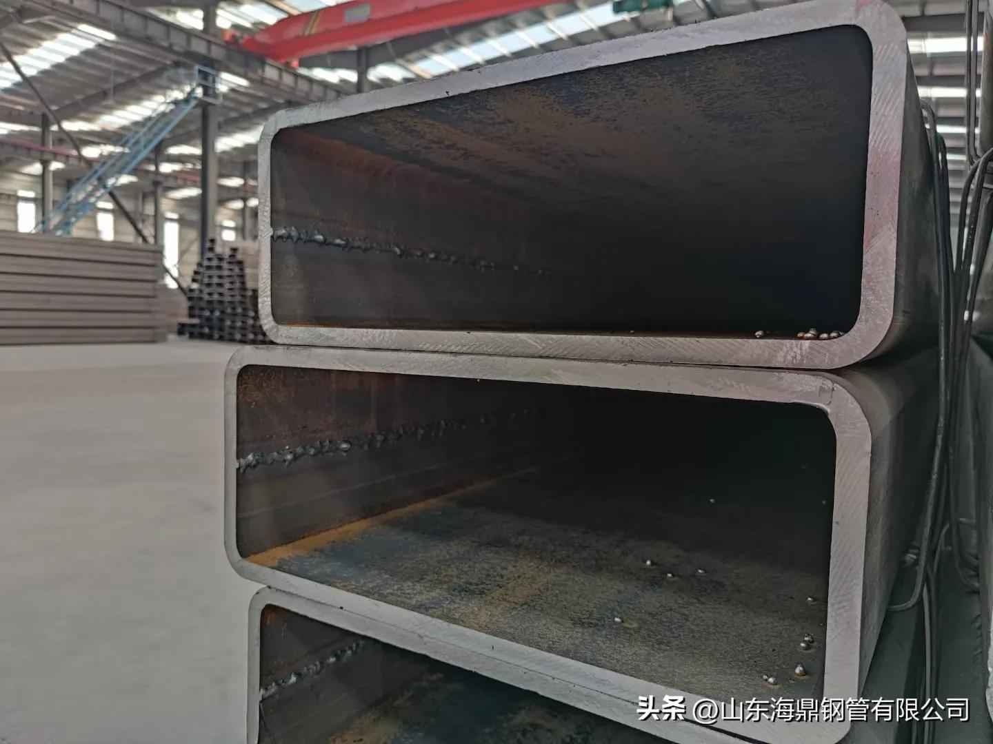 探索Q420D无缝方管：工程领域的强力支柱