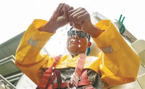 奥仁格管道:绝缘电力管守护长沙电网,致敬高温下的电力英雄 奥仁格管道:绝缘电力管守护长沙电网,致敬高温下的电力英雄