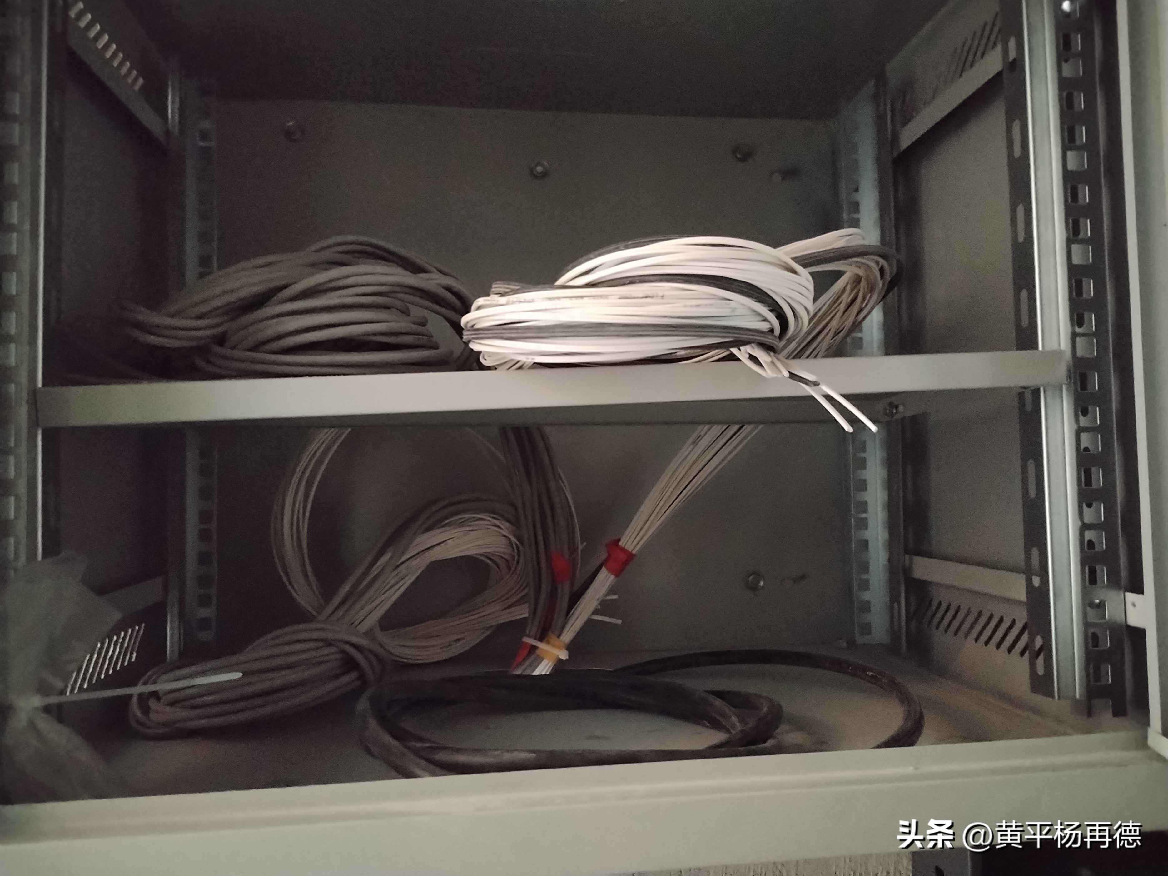 PVC电力通讯管报价:8元一米网线包工包料,用户为何还嫌贵? PVC电力通讯管报价:8元一米网线包工包料,用户为何还嫌贵?