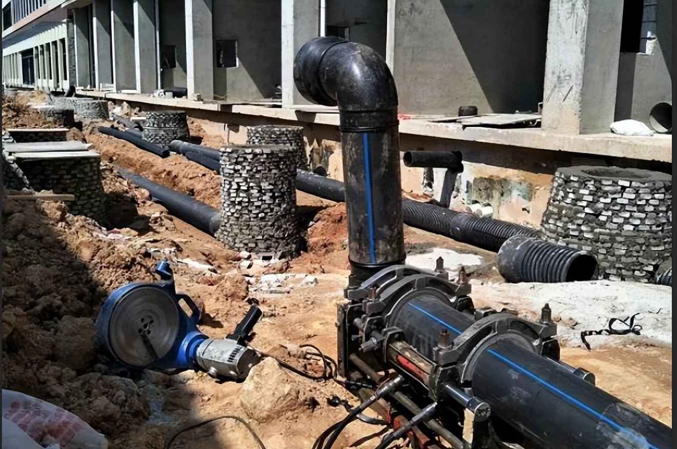 电力管沟施工优点 PE管道【热熔对接】VS【电熔连接】优缺点及适用工况 电力管沟施工优点 PE管道【热熔对接】VS【电熔连接】优缺点及适用工况