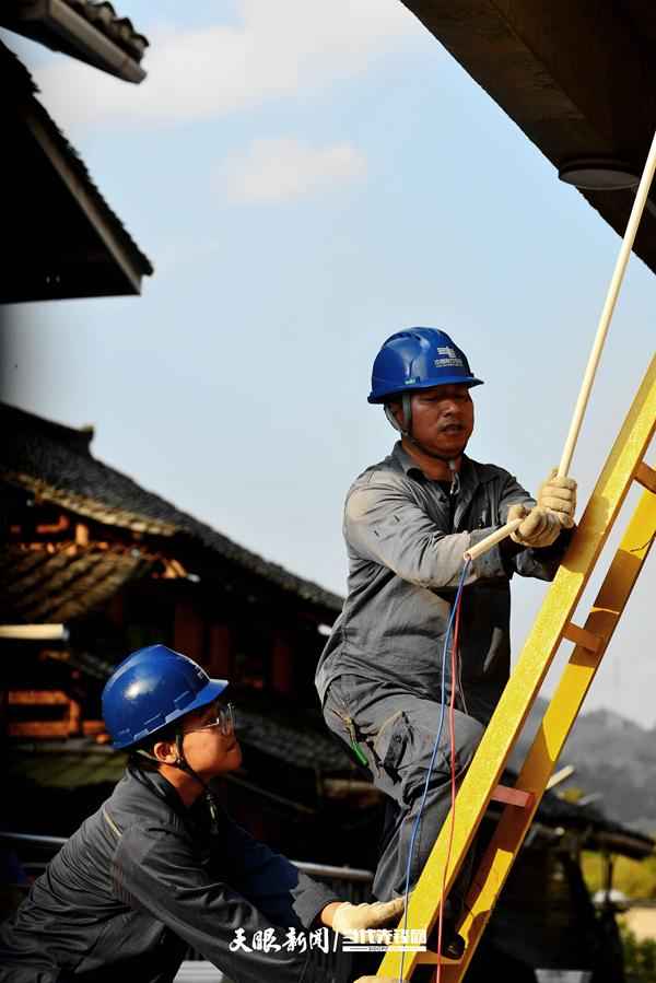 贵州PVC电力管批发助力：凯里供电局木质连片村寨消防电改，保障群众用电安全满意